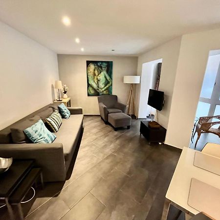 Gorgeous Apartment In Downtown Барселона Экстерьер фото