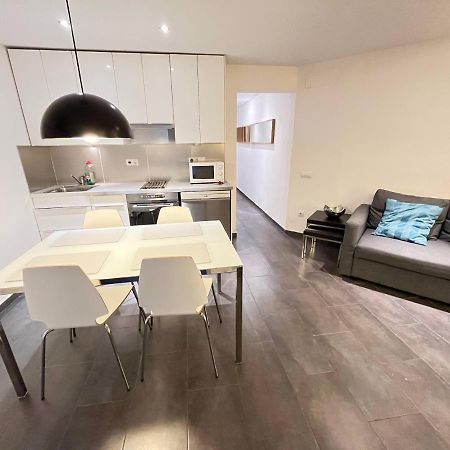 Gorgeous Apartment In Downtown Барселона Экстерьер фото