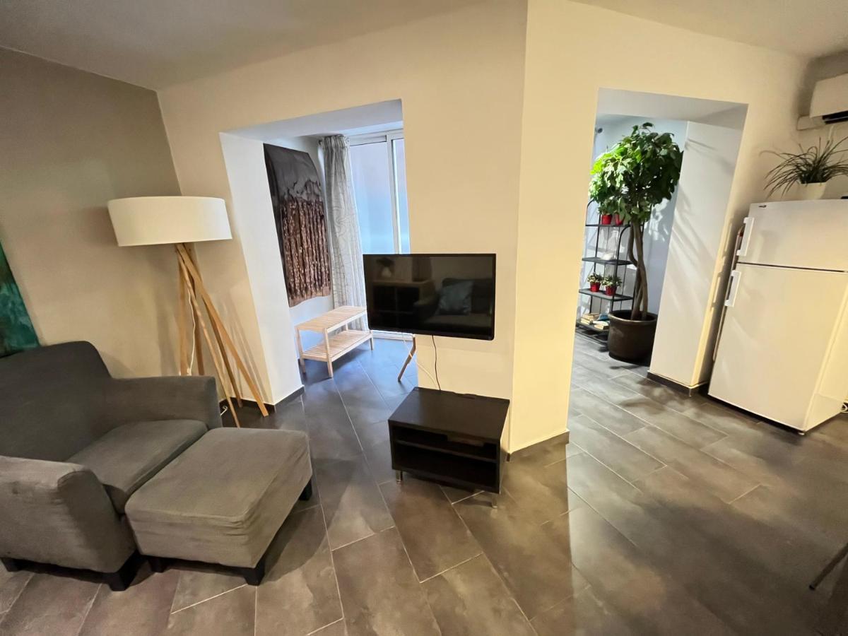 Gorgeous Apartment In Downtown Барселона Экстерьер фото