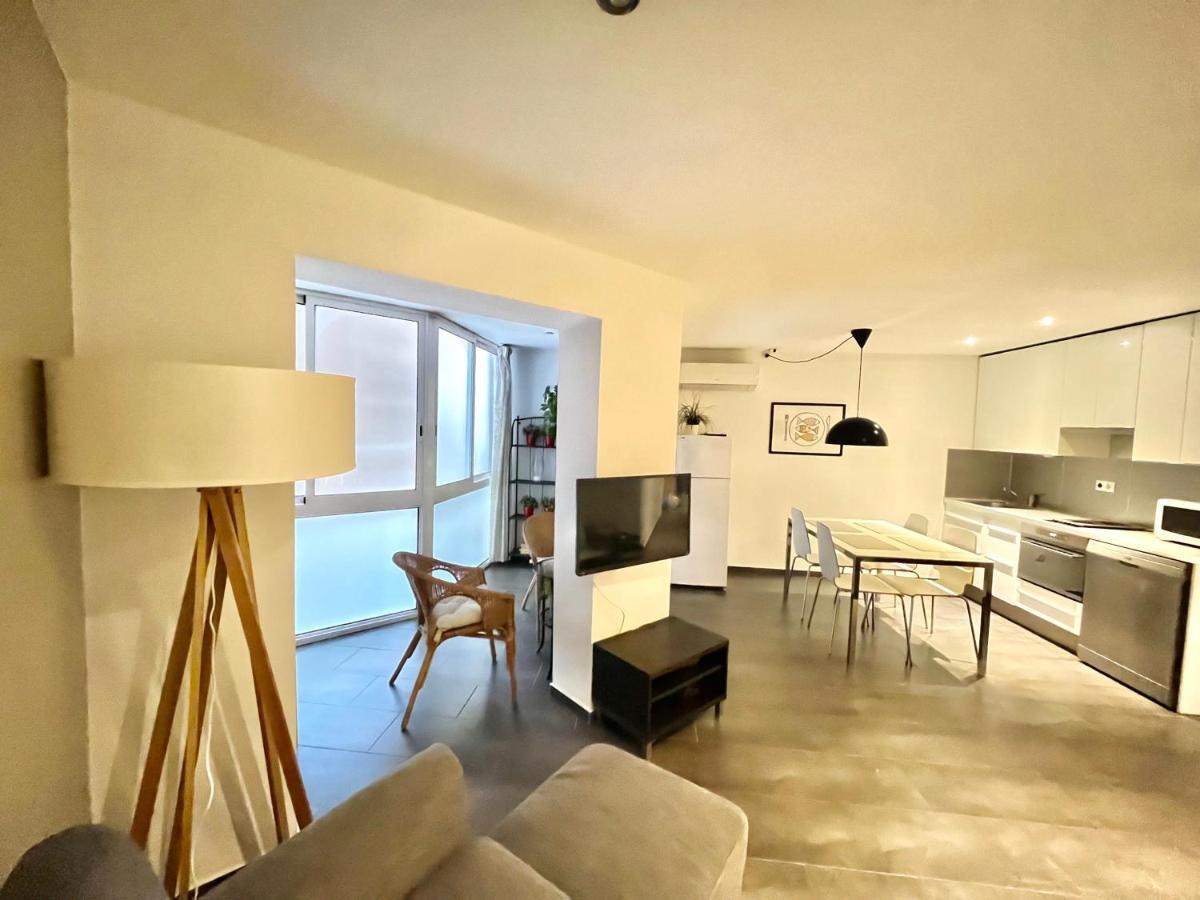 Gorgeous Apartment In Downtown Барселона Экстерьер фото